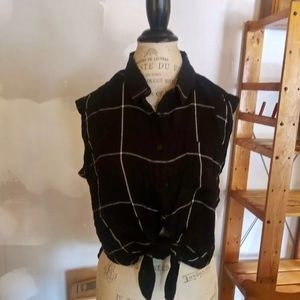 NWT BP black windowpane hi-lo tie top